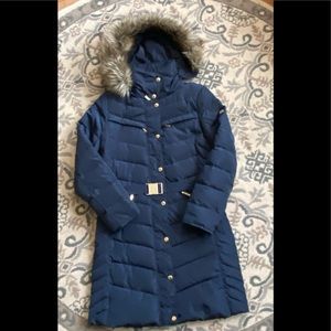 Micheal Kors long navy puffer jacket size small fits like a medium